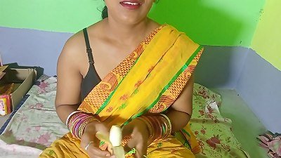 Debar Bhabhi off the hook Banana hump Indian xxx porn with Clear Hindi messy Audio